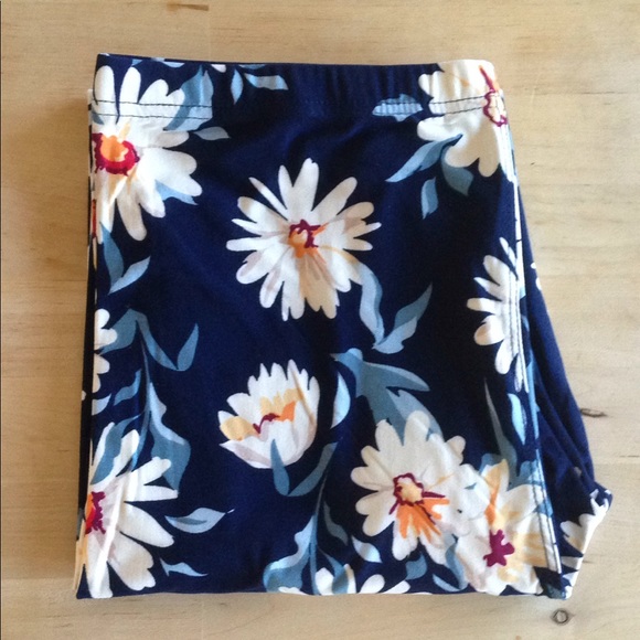 🎀FINAL PRICE🎀 ✨PLUS✨ Daisies Print Leggings - Picture 5 of 8